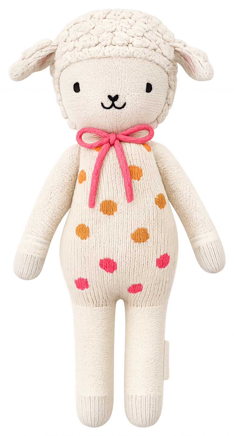 CUDDLE + KIND · Muñeca tejida